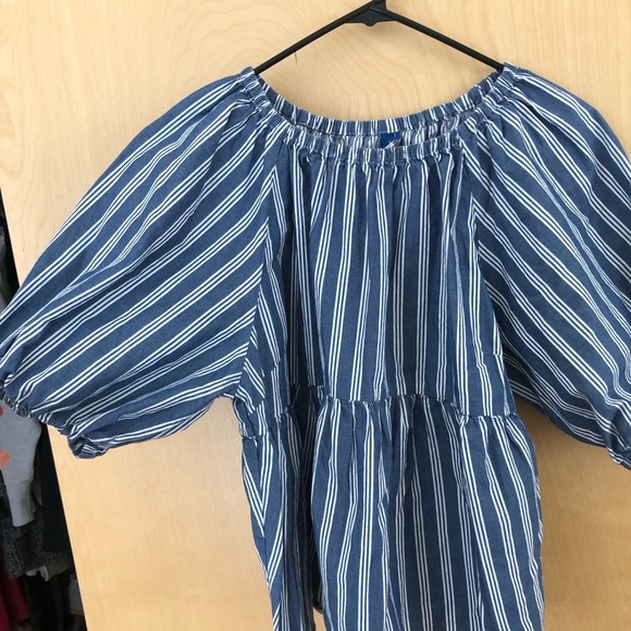 Old Navy blouse - Picture 2 of 4